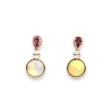 Load image into Gallery viewer, Chica Earrings
